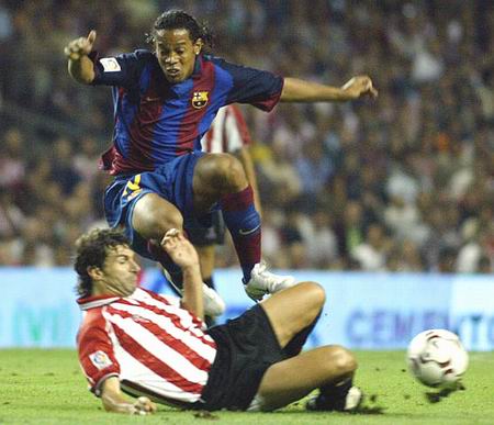 场地位于江 场地位于江