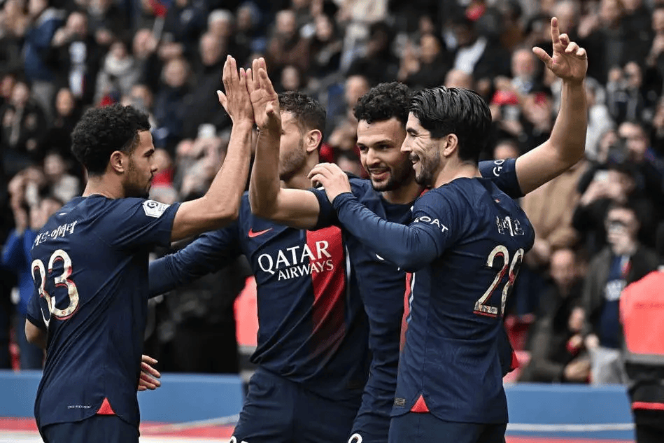 也是对他近 也是对他近