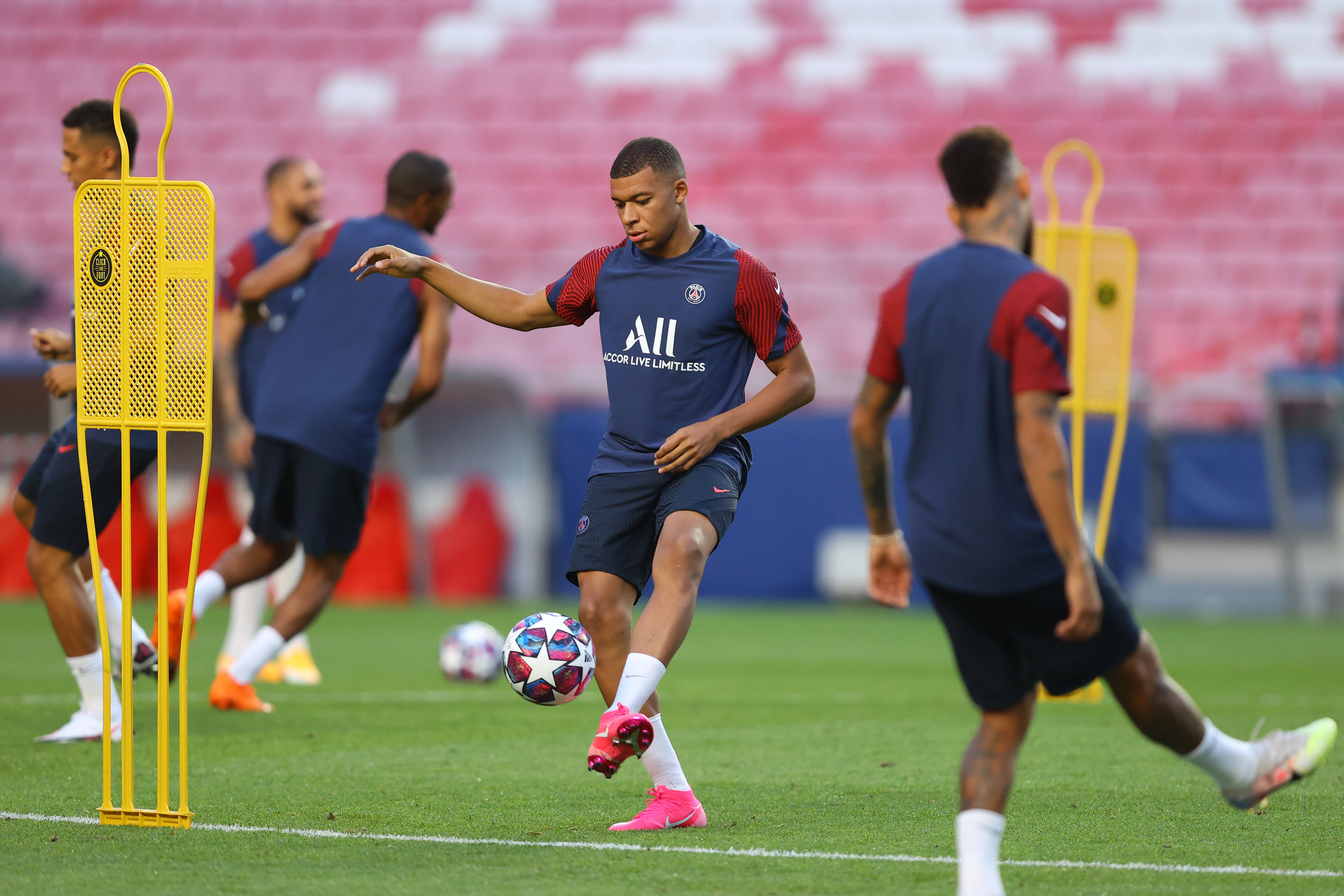 争夺金牌的 争夺金牌的