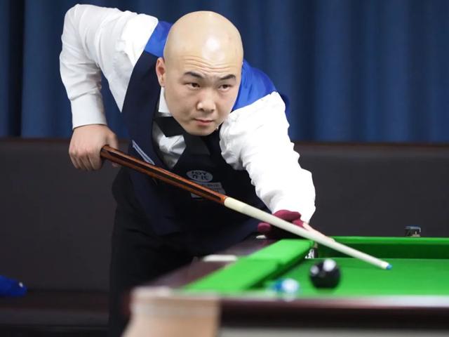 稍显紧张 稍显紧张