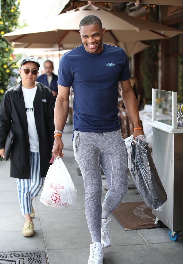 小范围配合 小范围配合